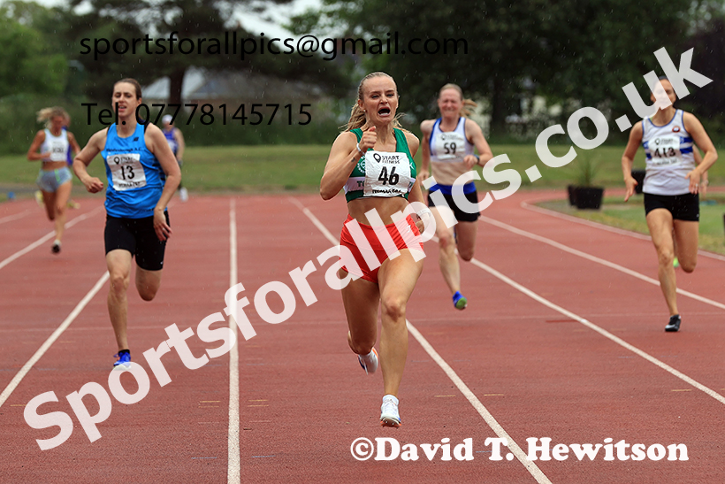 200 metres, 2025 NEMAA Track and Field, Monkton. Photo: David T. Hewitson/Sports for All Pics